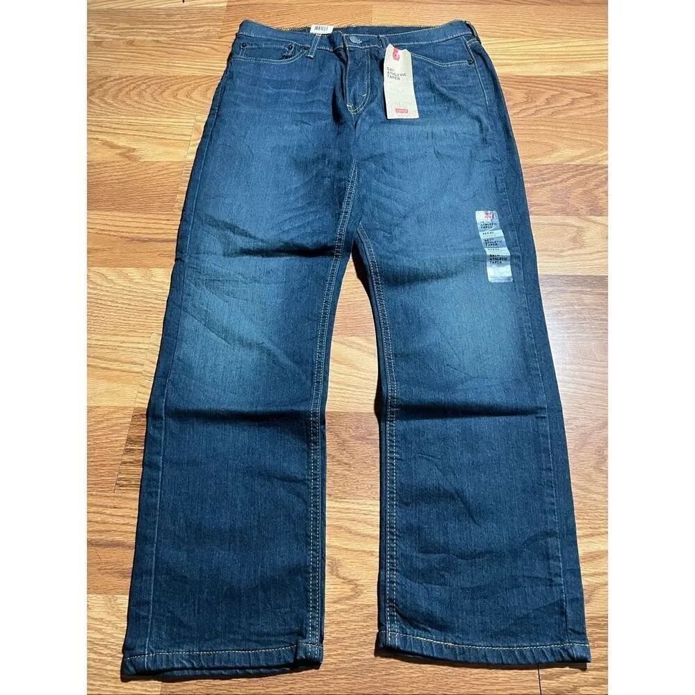 Levi’s NWT Men’s 541 Athletic Taper Jeans 32x30